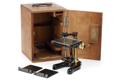 Lot 464 - ꩜ An E. Leitz Wetzlar Large Dissecting Microscope