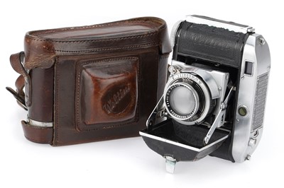 Lot 205 - A Welta Weltini 35mm Rangefinder Camera