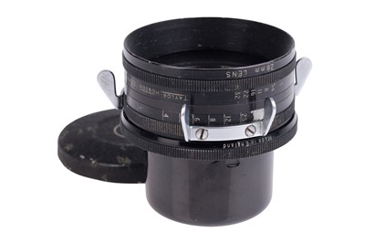 Lot 558 - A Cooke Speed Panchro f/2 28mm (T2.3) Lens