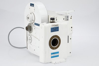 Lot 681 - An Eclair 35mm High Speed Cine Camera Model GV 150S
