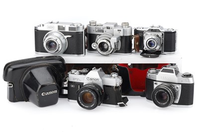 Lot 211 - A Selection of 35mm Cameras