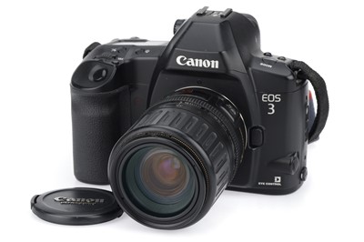 Lot 245 - A Canon EOS 3 35mm SLR Camera