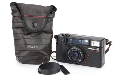 Lot 47 - A Nikon L35 AF 35mm Compact Camera