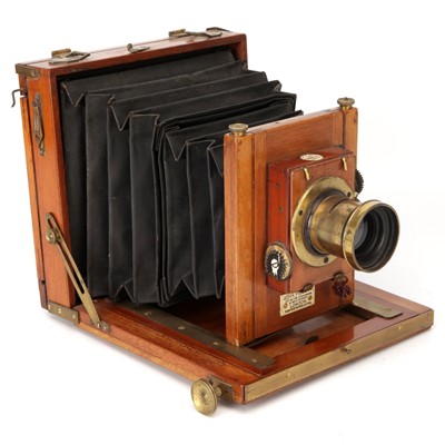 Lot 306 - A John Piggott Half Plate Mahogany Field Camera