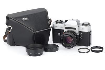 Lot 24 - A Leitz Wetzlar Leicaflex SL 35mm SLR Camera