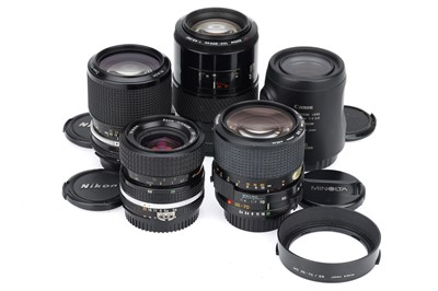Lot 394 - A Group of Zoom Lenses