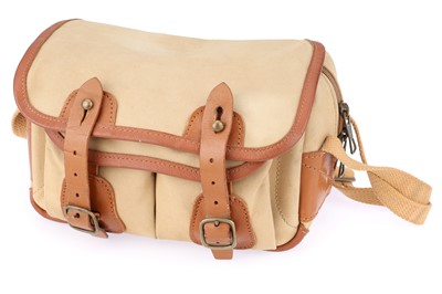 Lot 548 - A Small Camera Carry Case