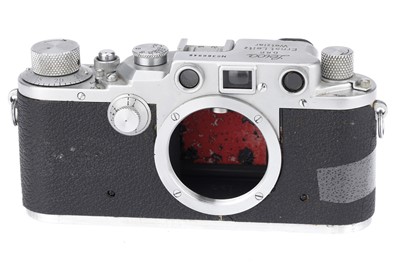 Lot 12 - A Leica IIIc 35mm Rangefinder Camera Body