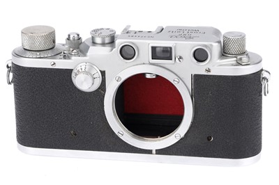 Lot 6 - A Leica IIIc 35mm Rangefinder Camera Body
