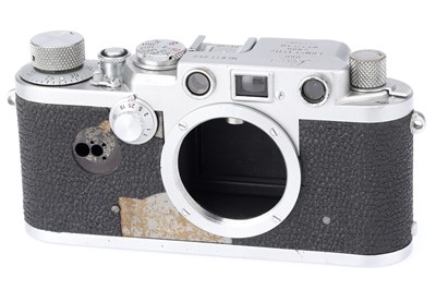 Lot 8 - A Leica IIIf 35mm Rangefinder Camera