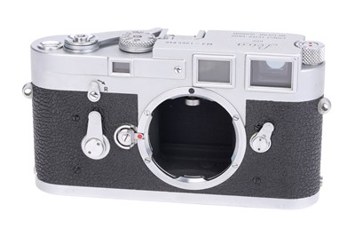 Lot 54 - A Leica M3 Rangefinder Camera Body