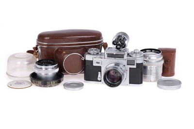 Lot 200 - A Zeiss Ikon Contax IIIa Rangefinder Camera