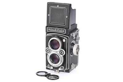Lot 147 - A Rolleiflex Automat MX-EVS Medium Format TLR Camera