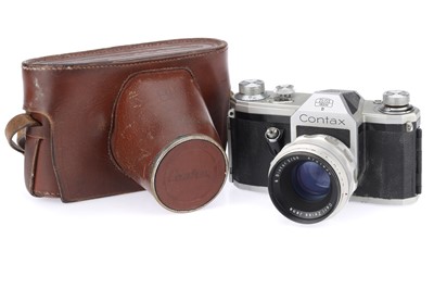 Lot 61 - A Pentacon Contax D 35mm SLR Camera