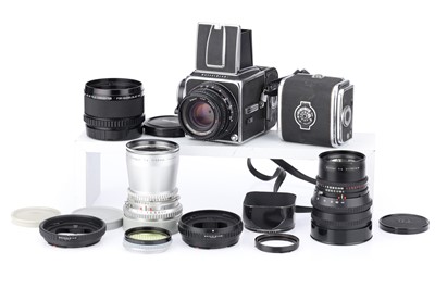 Lot 146 - A Hasselblad 500C/M Medium Format Camera Outfit