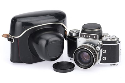 Lot 67 - An Ihagee Exakta Varex IIb 35mm SLR Camera
