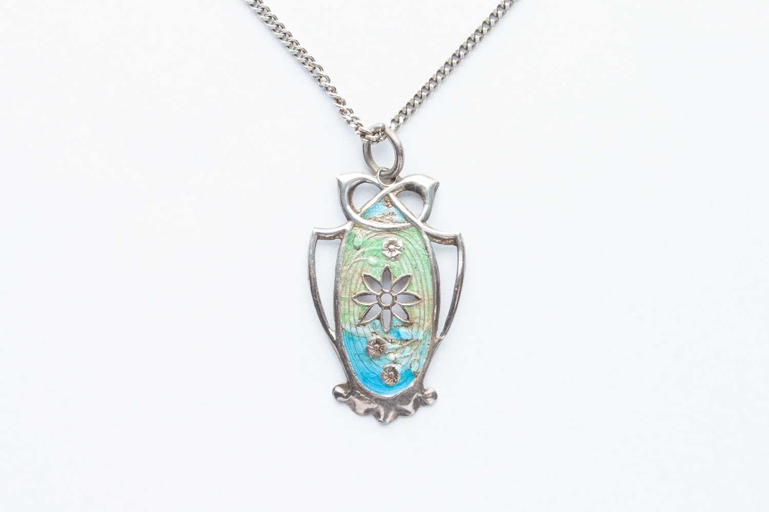 Lot 49 - A Silver & Enamel Pendant