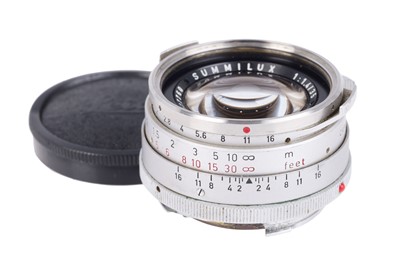 Lot 83 - A Leitz Summilux f/1.4 35mm Lens