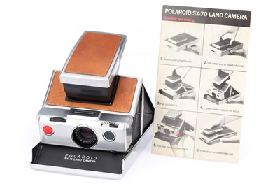 Lot 173 - A Polaroid SX-70 Instant Film Camera