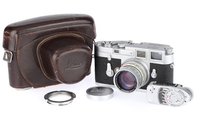 Lot 9 - A Leica M3 Rangefinder Camera