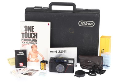 Lot 83 - A Nikon L35AF 35mm Compact Camera