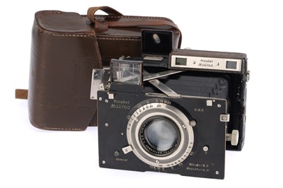 Lot 152 - A Plaubel Makina IIb Folding Strut Rangefinder Camera