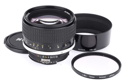 Lot 231 - A Nikon Nikkor f/1.4 85mm Lens