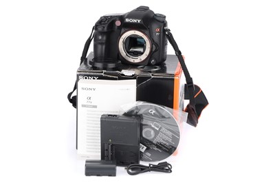 Lot 112 - A Sony Alpha 77V Digital SLR Camera Body