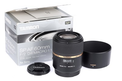Lot 198 - A Tamron SP Di II f/2 60mm Macro 1:1 Lens