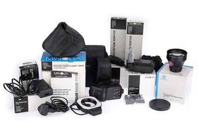 Lot 331 - A Selection of Minolta Accessories