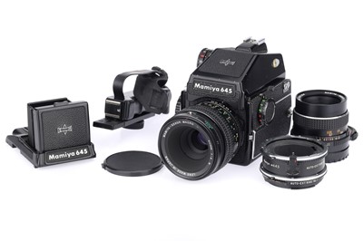 Lot 159 - A Mamiya 645 Medium format Camera