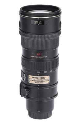 Lot 195 - A Nikon AF-S VR-Nikkor f/2.8G 70-200mm Lens