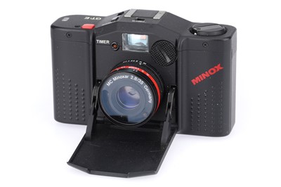 Lot 101 - A Minox GT-E 35mm Compact Camera
