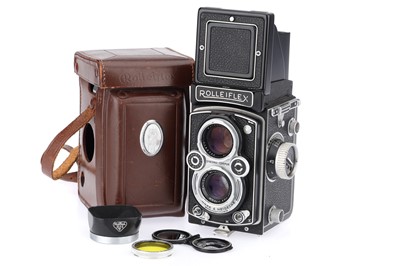 Lot 162 - A Rolleiflex Automat Medium Format TLR Camera