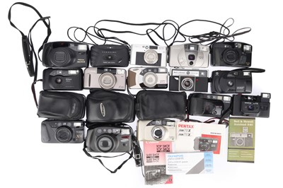 Lot 194 - A Group of 35mm Compact Cameras