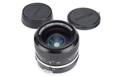 Lot 545 - A Nikon Nikkor f/2.8 24mm Lens