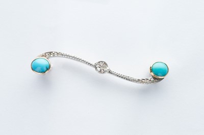 Lot 75 - A Turquoise & Chip Diamond Illusion Set Bar Brooch