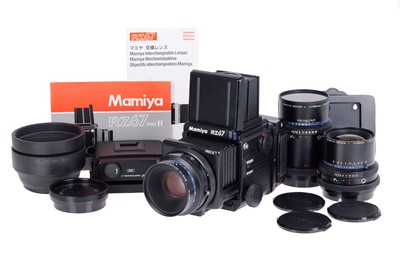 Lot 350 - A Mamiya RZ67 Pro II Medium Format Camera Outfit