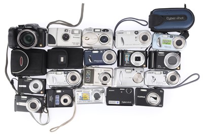 Lot 217 - A Selection of Compact Digital Cameras