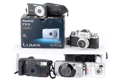 Lot 361 - A Mixed Selection of Cameras