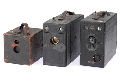 Lot 362 - A Selection of Falling Plate Cameras