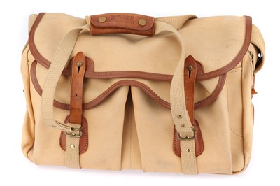 Lot 810 - A Medium Sized Billingham Bag