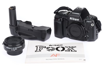 Lot 92 - A Nikon F90X 35mm SLR Camera Body