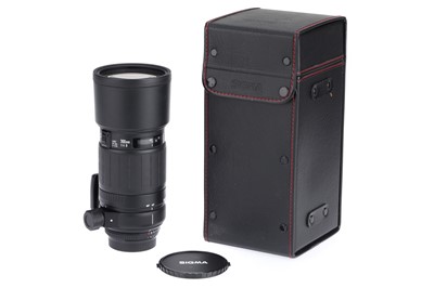 Lot 493 - A Sigma APO Tele Macro AF f/4D 300mm Lens