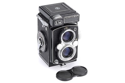 Lot 341 - A Yashica-Mat LM Medium Format TLR Camera