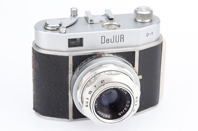 Lot 48 - An Amsco DeJur D-1 35mm Viewfinder Camera