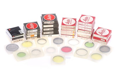 Lot 151 - A Collection of Leica Filters