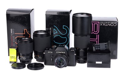 Lot 202 - A Contax RTS SLR Camera Outfit