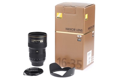 Lot 517 - A Nikon AF-S Nikkor f/4 16-35mm ED VR Lens