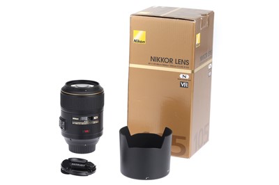 Lot 514 - A Nikon AF-S Micro Nikkor f/2.8 105mm G ED Lens